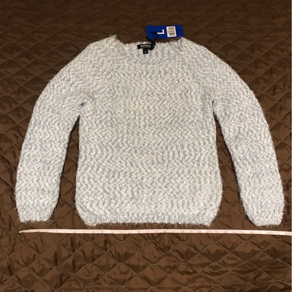 NWT Soft Delicate Knit Sweater by Buffalo David Bitton - Large - Gray & White - Picture 7 of 14